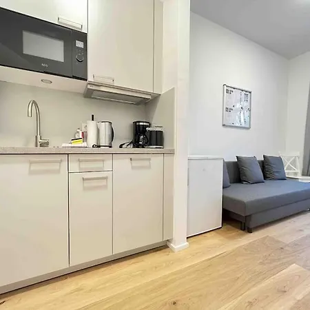 Διαμέρισμα Am1094 - Moderne Monteurwohnung Uebergangswohnung *